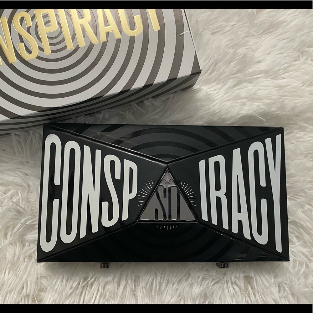 Jeffree Star Conspiracy Palette
